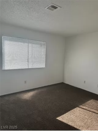 Photo #4: 2707960 Listing 