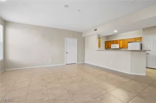 Photo #2: 2707964 Listing 