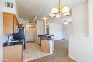 Photo #5: 2707972 Listing 