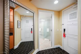 Photo #1: 2707974 Listing 