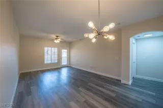 Photo #5: 2708011 Listing 