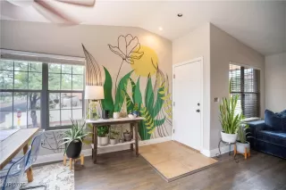 Photo #6: 2708012 Listing