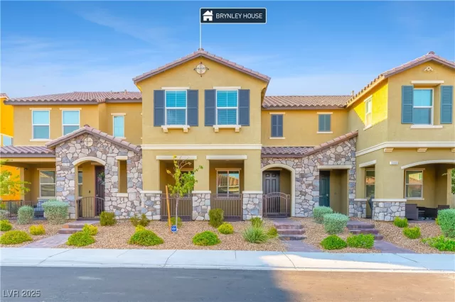 MLS: 2708038 Condo For Sale