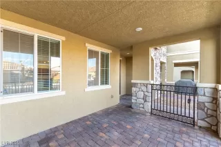 Photo #2: 2708038 Listing