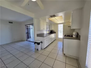 Photo #2: 2708045 Listing 