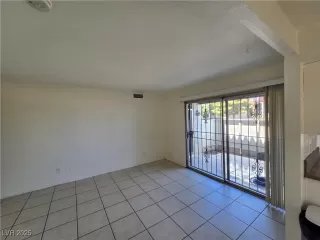 Photo #6: 2708045 Listing 