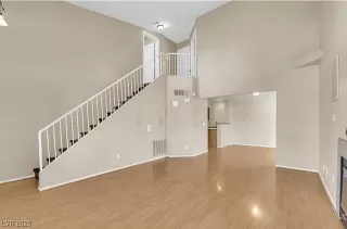 Photo #2: 2708069 Listing 