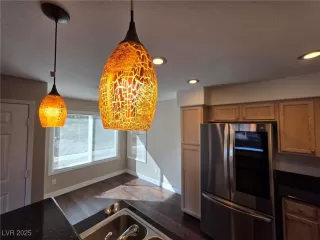 Photo #2: 2708113 Listing