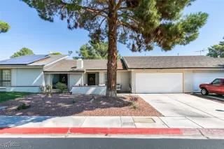 Photo #2: 2708130 Listing 