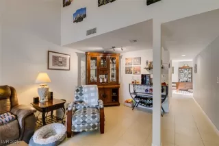 Photo #5: 2708130 Listing 