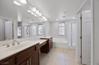 Photo #3: 2708148 Listing 