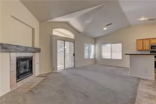 Photo #4: 2708179 Listing 