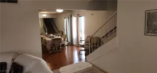 Photo #5: 2708212 Listing