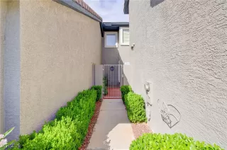 Photo #5: 2708250 Listing