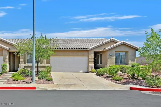 MLS: 2708255 Condo For Sale