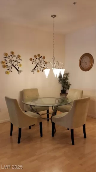 Photo #1: 2708258 Listing 