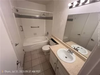 Photo #5: 2708297 Listing 