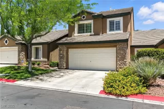 Photo #2: 2708345 Listing