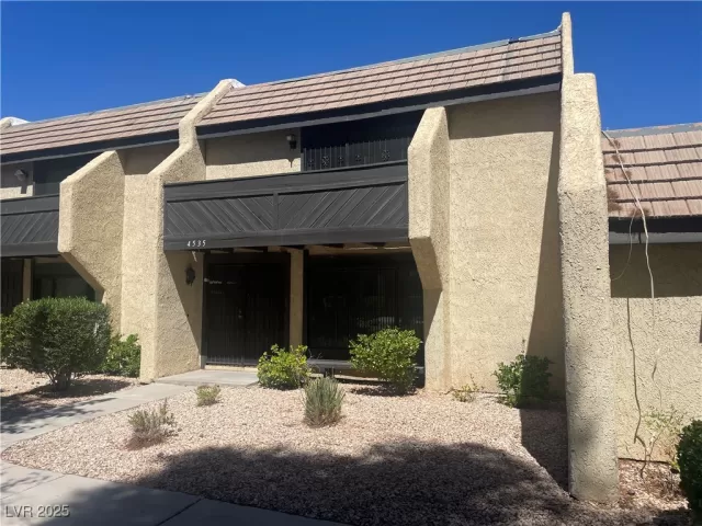 MLS: 2708398 Condo For Sale