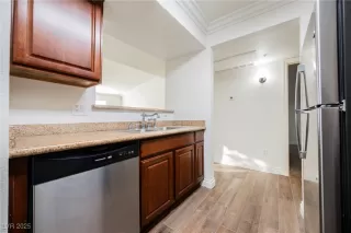 Photo #6: 2708415 Listing 