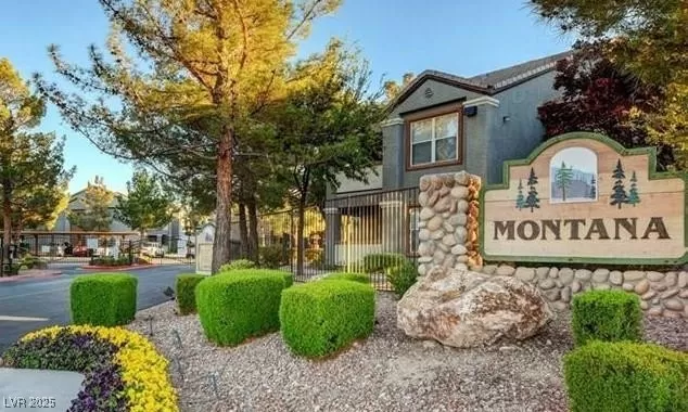 MLS: 2708454 Condo For Sale