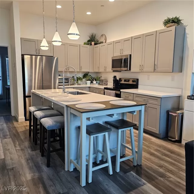 MLS: 2708485 Condo For Sale