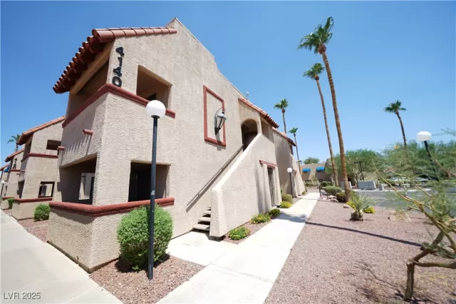 MLS: 2708493 Condo For Sale