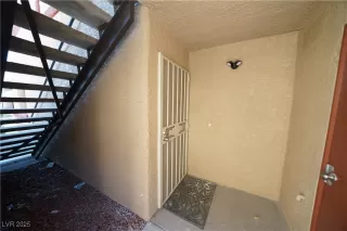 Photo #2: 2708493 Listing 