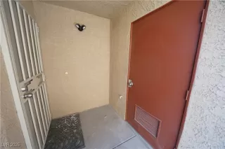 Photo #3: 2708493 Listing 