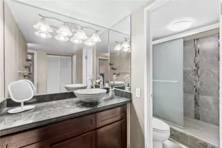 Photo #3: 2708522 Listing 