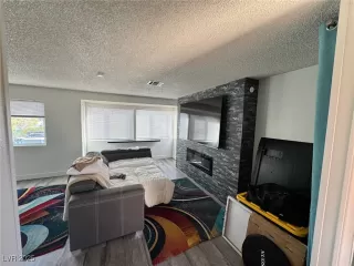 Photo #1: 2708532 Listing 