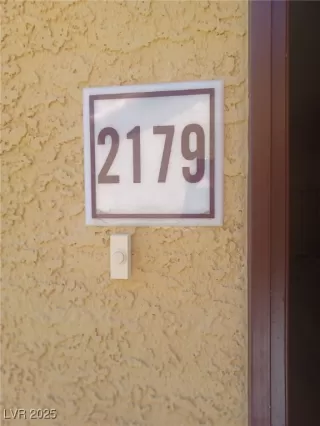 Photo #1: 2708541 Listing 