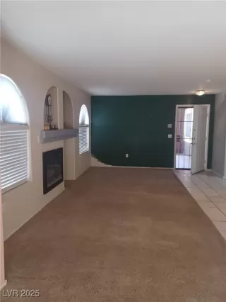 Photo #3: 2708541 Listing 