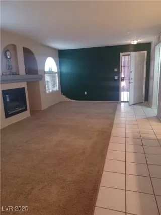 Photo #5: 2708541 Listing 