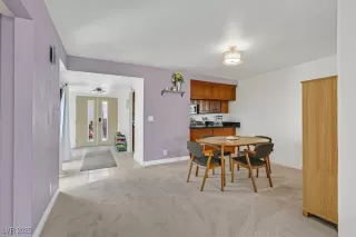 Photo #4: 2708546 Listing 