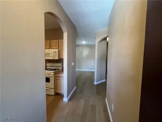 Photo #1: 2708551 Listing 