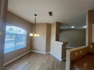 Photo #4: 2708551 Listing 