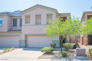 Photo #1: 2708566 Listing