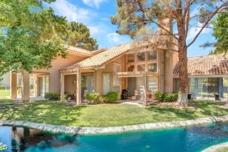 Browse active condo listings in ISLANDS AT SPANISH TRAIL