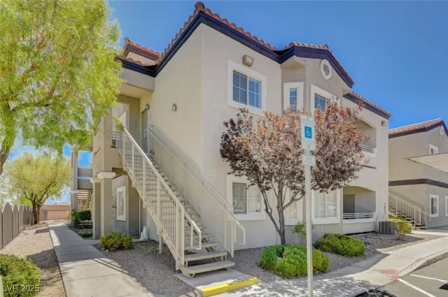 MLS: 2708601 Condo For Sale