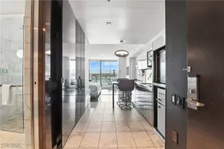 Photo #5: 2708639 Listing 