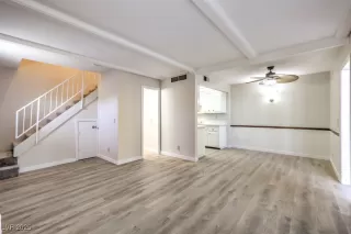 Photo #4: 2708653 Listing 