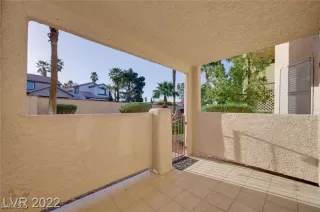 Photo #4: 2708658 Listing 