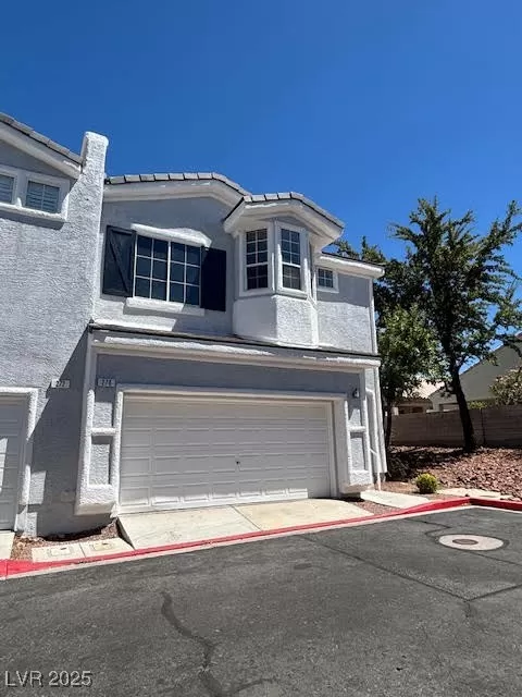 MLS: 2708659 Condo For Sale