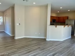 Photo #6: 2708659 Listing 