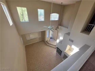 Photo #5: 2708681 Listing 