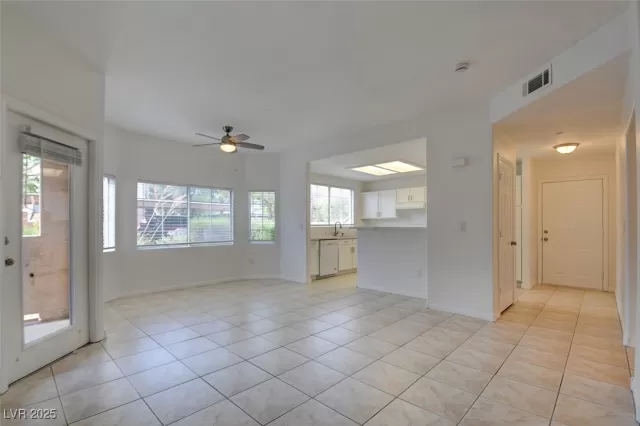 MLS: 2708702 Condo For Sale