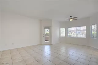 Photo #2: 2708702 Listing 