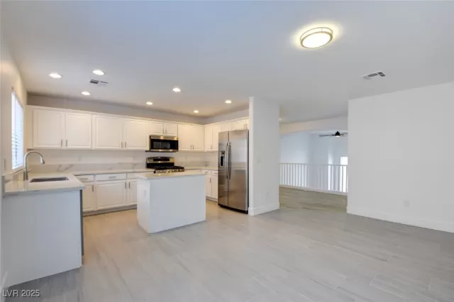 MLS: 2708708 Condo For Sale