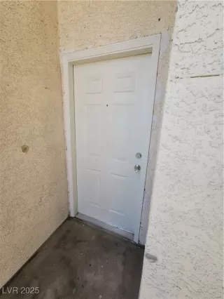 Photo #5: 2708712 Listing 